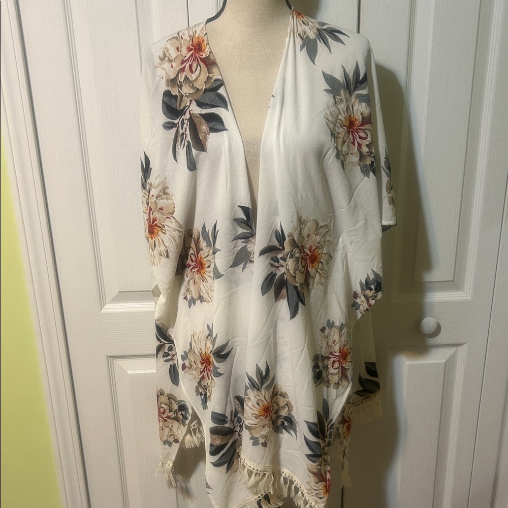 Umgee Floral Print Kimono